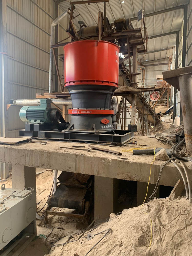 單杠液壓圓錐破碎機 單杠液壓圓錐破碎機